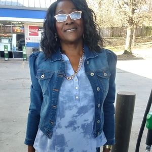 Meet your Posher, Janell